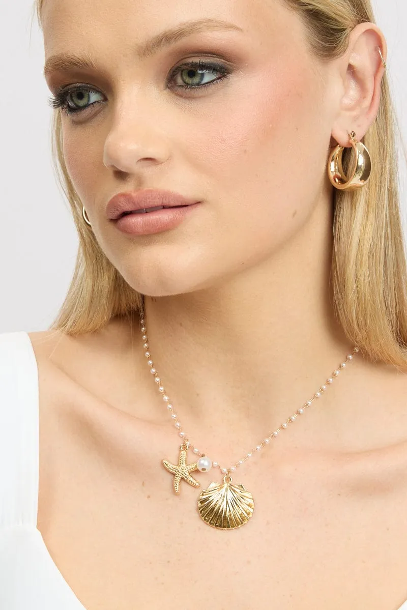 Gold Starfish and Shell Pendent Necklace